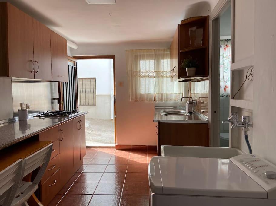 Вилла Vivienda Rural El Cerro Силес Экстерьер фото