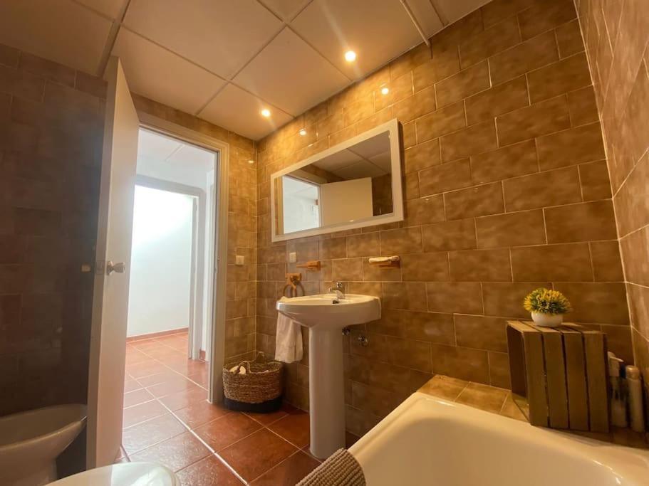 Вилла Vivienda Rural El Cerro Силес Экстерьер фото